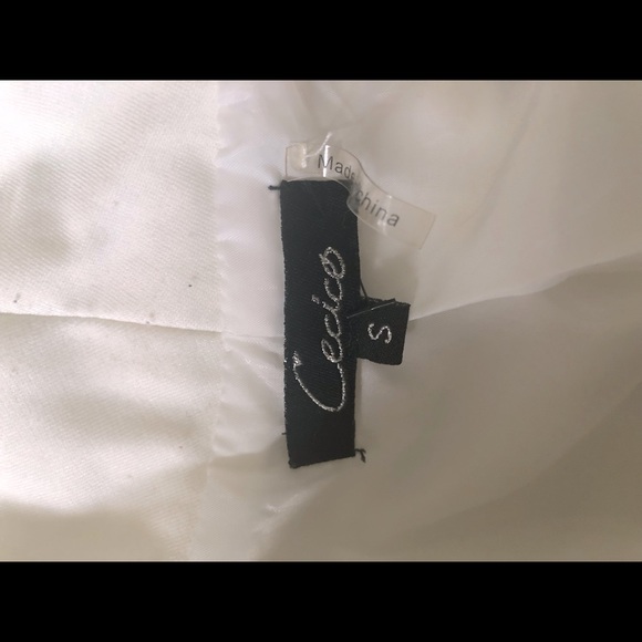 *CECICO* Fitted White Blazer - Picture 4 of 7